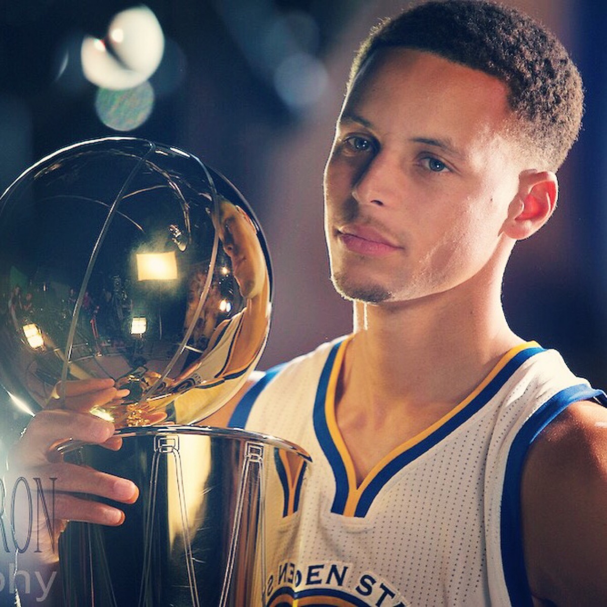 足以左右赛 足以左右赛