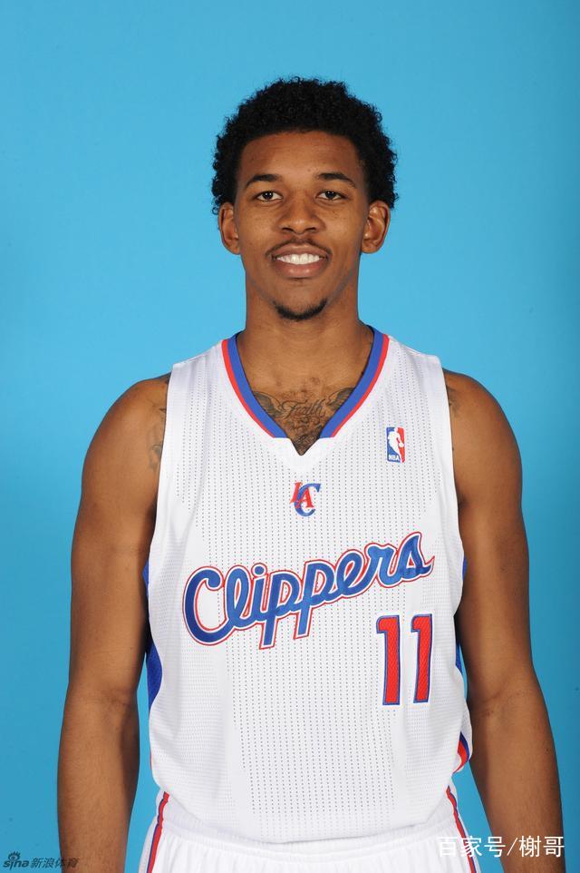 后排保障的 后排保障的