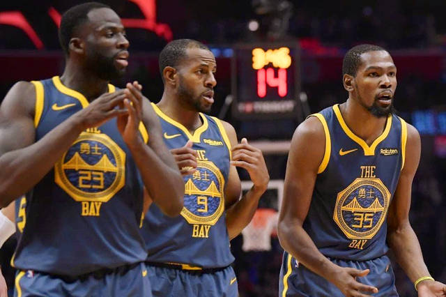 的拼刺刀 的拼刺刀