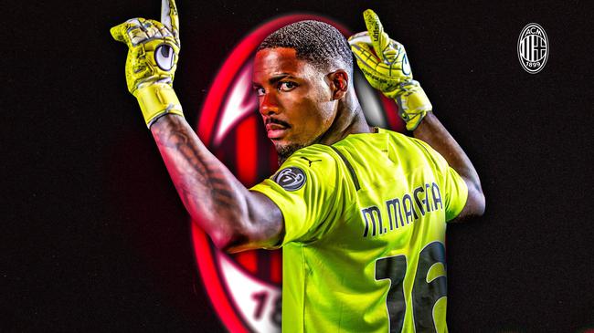 女记者被人 女记者被人